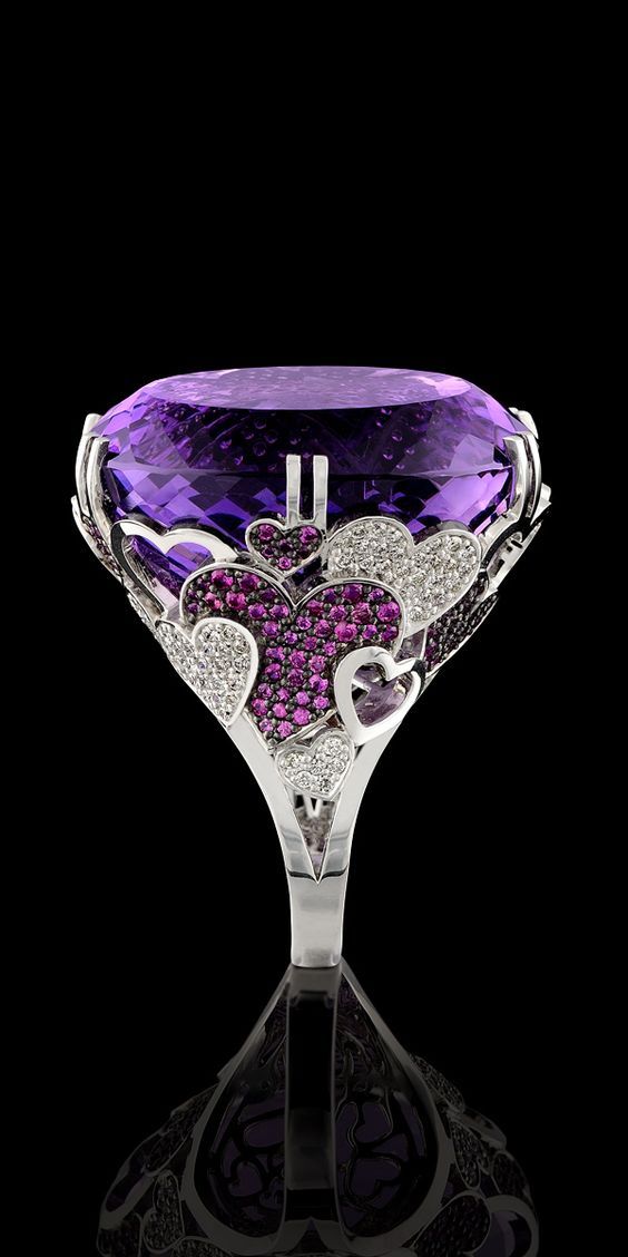 Amethyst featured